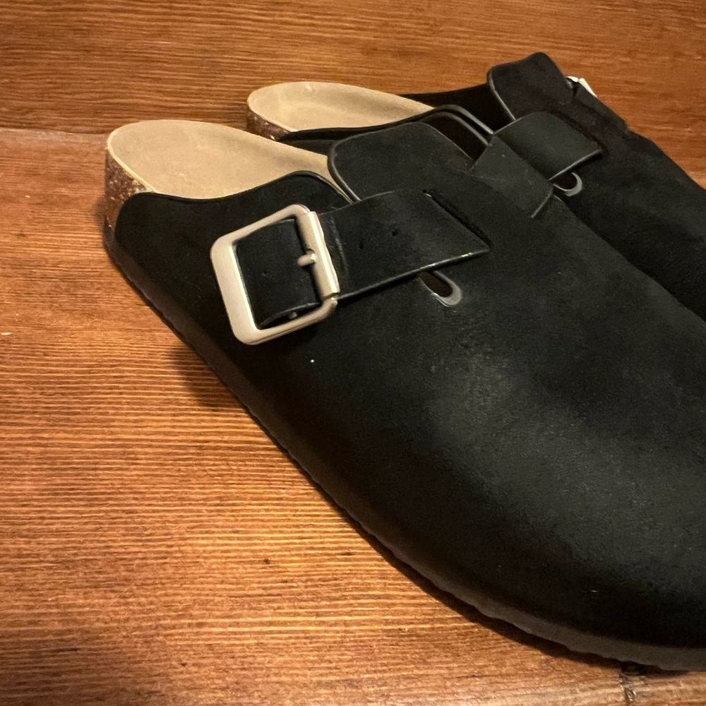 Target Mules - Picture 5 of 5
